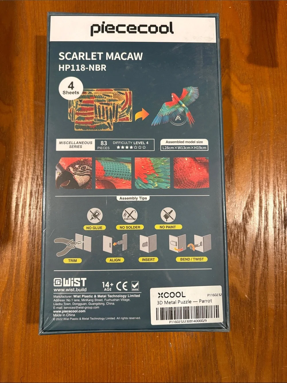 Scarlet Macaw 3D Metal Model Kit - Red & Green